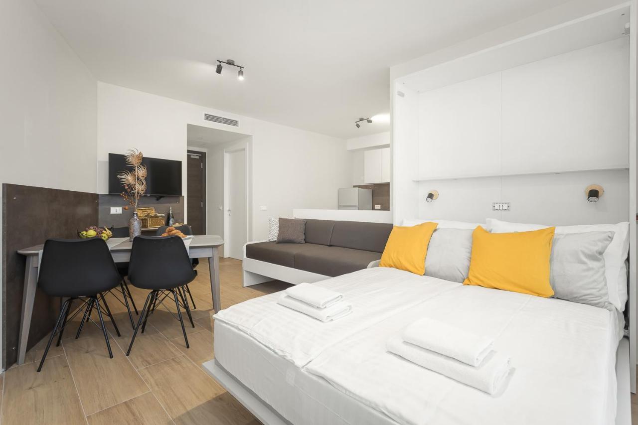 Residence Del Mar Emotion Ližnjan Eksteriør billede