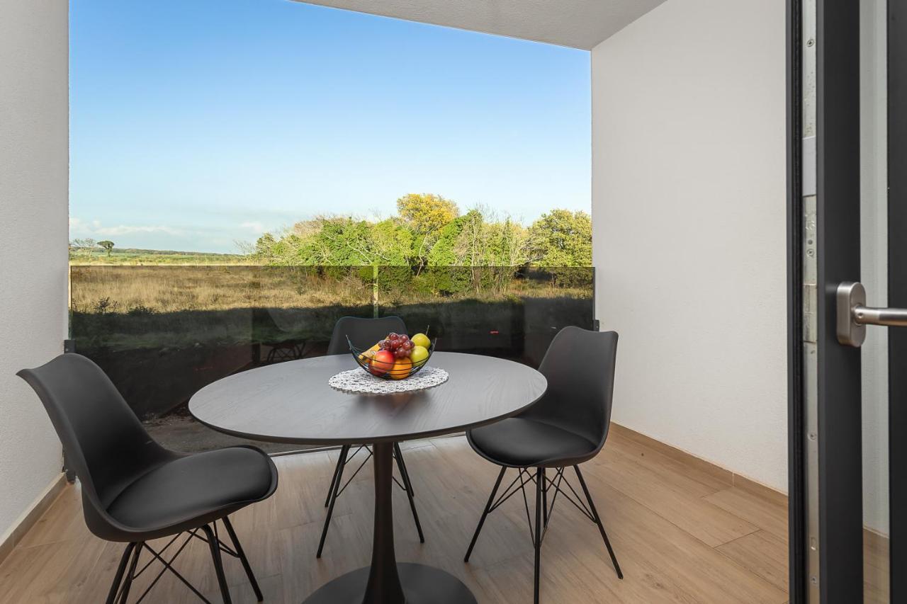 Residence Del Mar Emotion Ližnjan Eksteriør billede