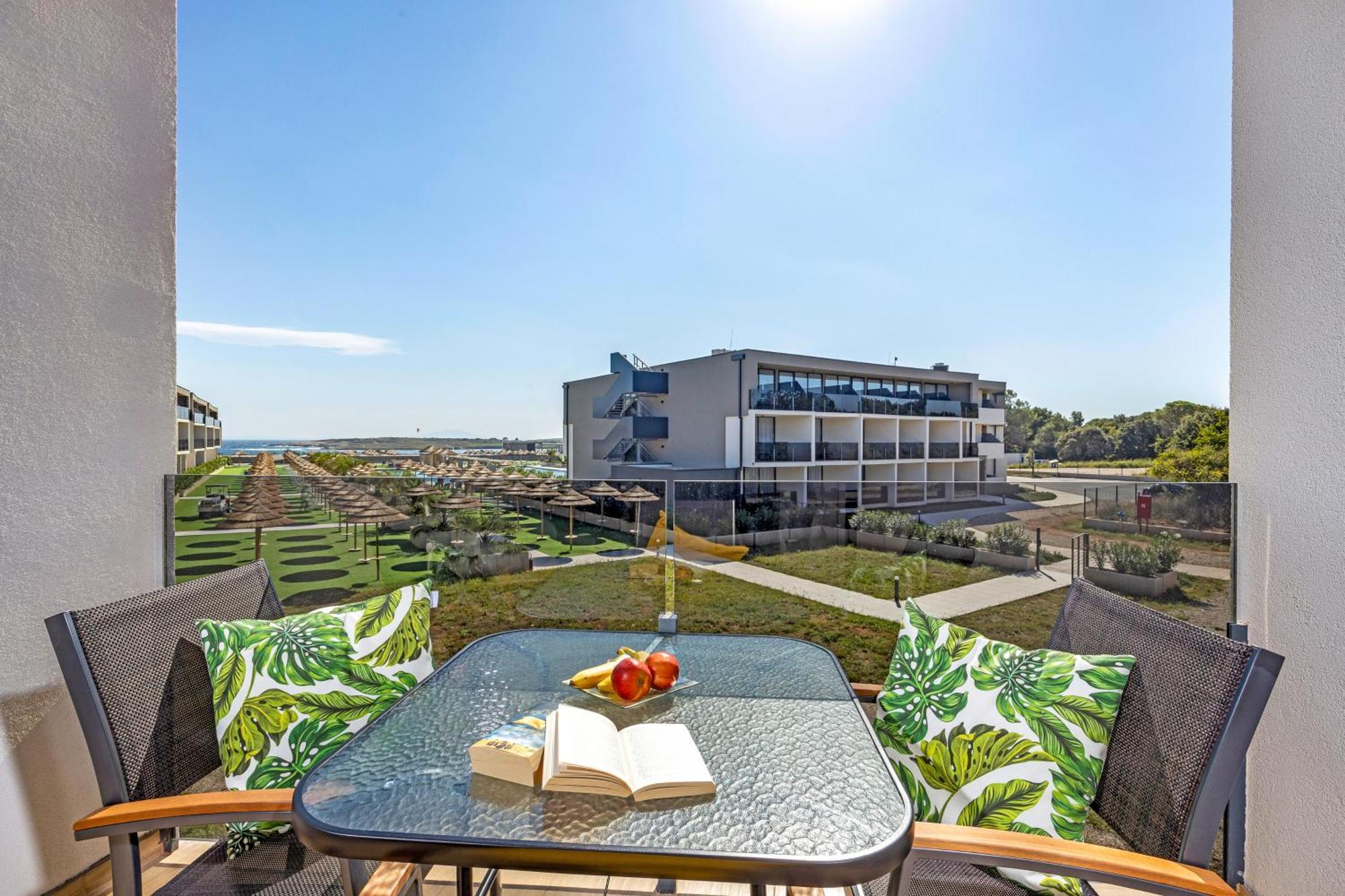 Residence Del Mar Emotion Ližnjan Eksteriør billede